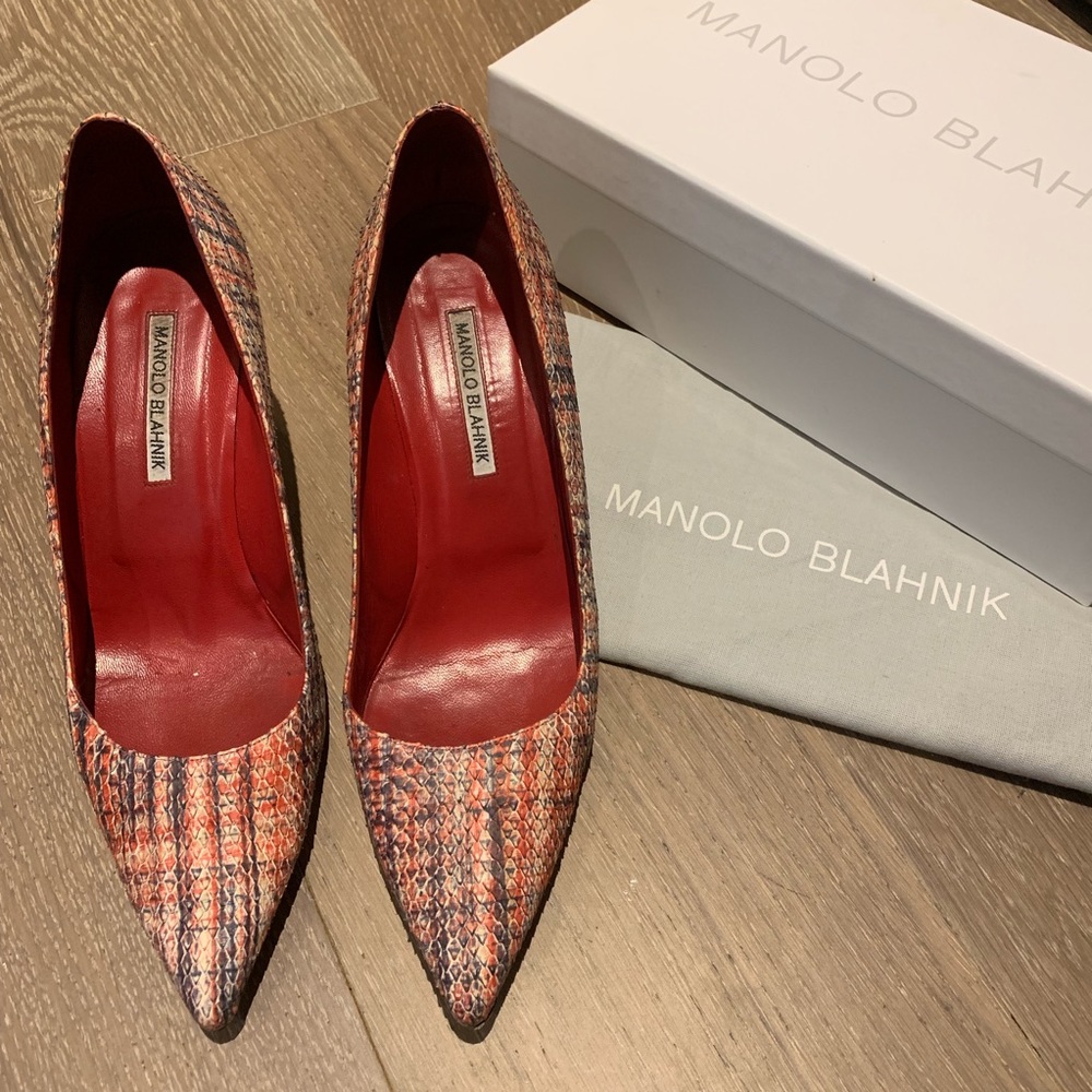 Authentic Manolo Blahnik BB Snakeskin Pump - Picture 2 of 8